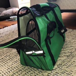 Pet Carrier! Never used!